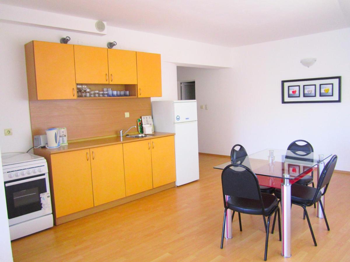 Апартамент Съни Хаус - Sunny House Apartment 비알라 외부 사진