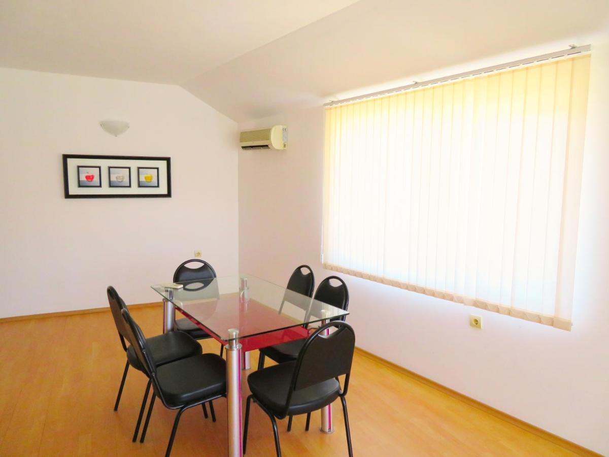 Апартамент Съни Хаус - Sunny House Apartment 비알라 외부 사진